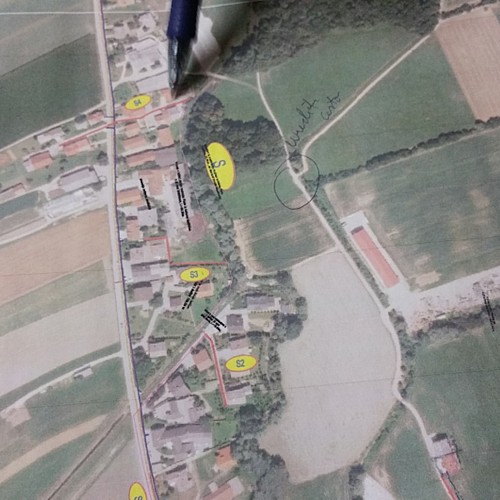 Dela na območju občine Komenda so se zaradi vremenskih razmer začasno ustavila 